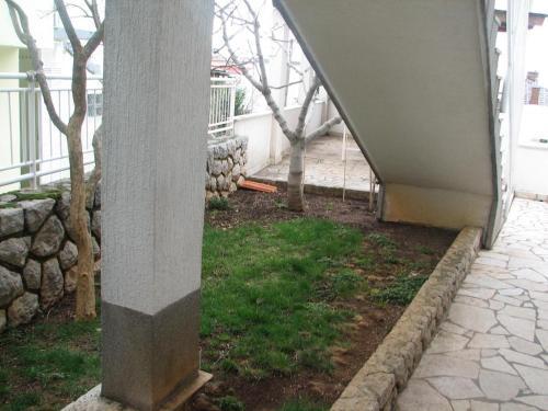 Apartments With A Parking Space Crikvenica - 12592