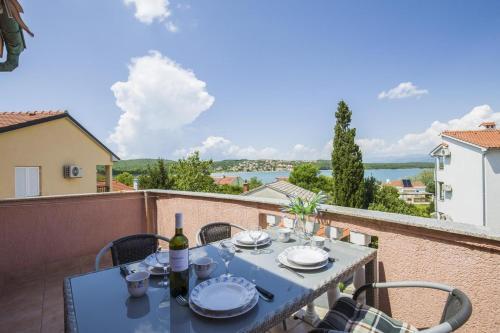 Apartments By The Sea Soline (krk) - 5449