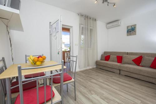 Apartments By The Sea Soline (krk) - 5449