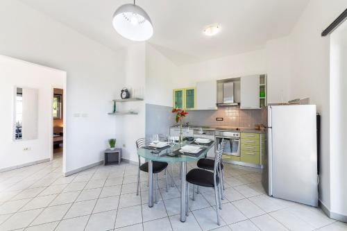 Holiday Home In Drenje/istrien 34626
