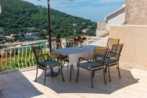 Apartments Lucija