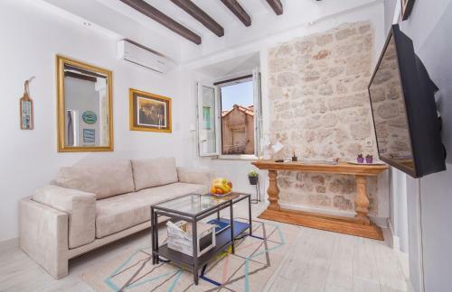 Hostal Apartments And Room Le Petit Nono