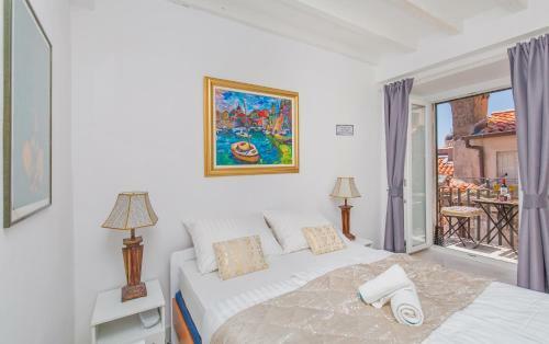 Hostal Apartments And Room Le Petit Nono