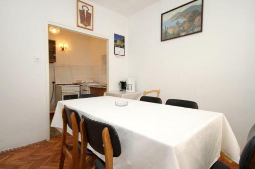 Apartments With A Parking Space Dubrovnik - 9099