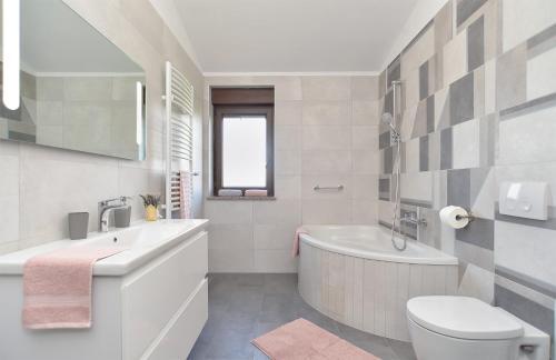 House Roberto 1384