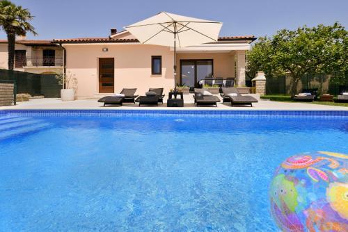 House Vedran 1125