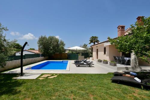 House Vedran 1125