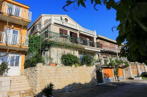 Apartments With A Parking Space Gradac (makarska) - 6825