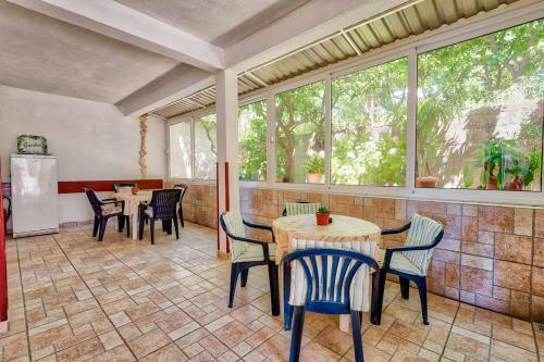 Apartment Gradac 15750d