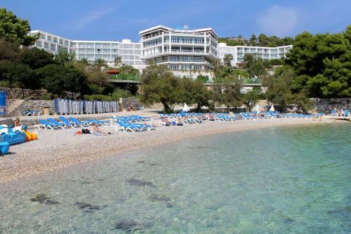 Apartments By The Sea Hvar - 13109