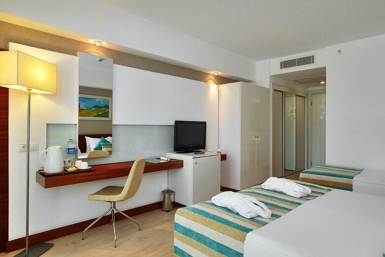 Hotel Sunis Evren Beach Resort