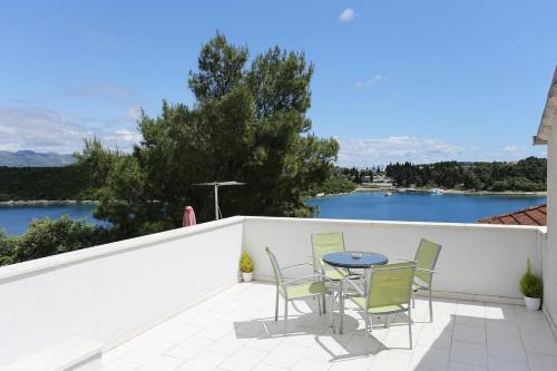 Apartments By The Sea Korcula - 572