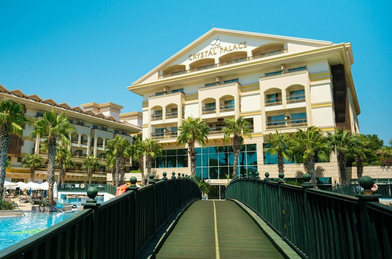 Hotel Crystal Palace Luxury Resort & Spa