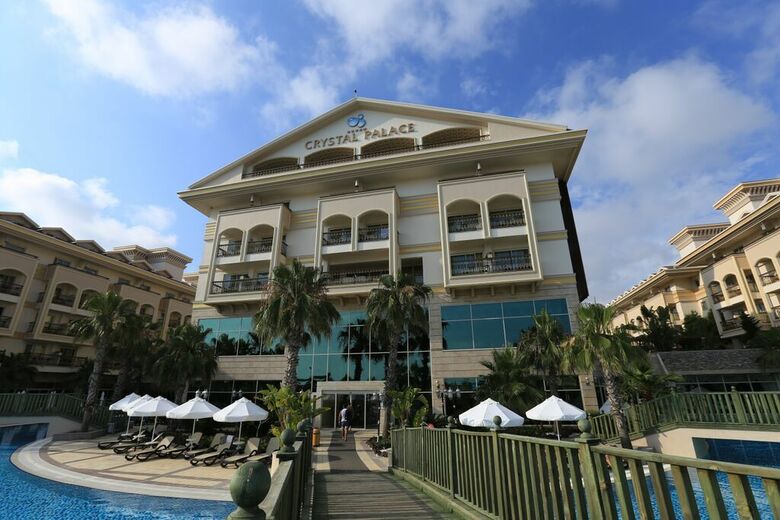 Hotel Crystal Palace Luxury Resort & Spa
