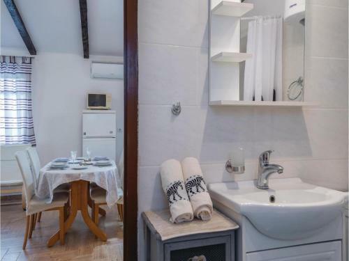One-bedroom Holiday Home In Marcana