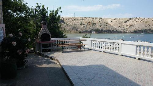 Apartments By The Sea Lopar (rab) - 12534