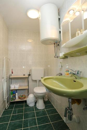 Apartamentos Studio Lumbarda 4480b
