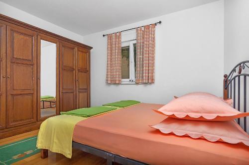 Apartment In Quiet Area Mamrsa