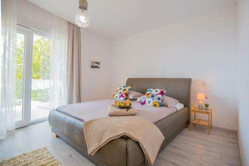 Villa Ctma246/ New Modern House With Private Heated Pool