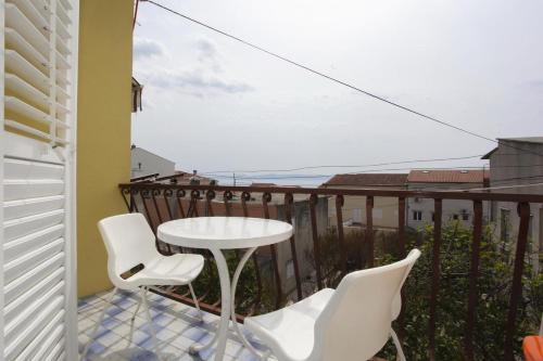 Apartments With A Parking Space Makarska - 16161