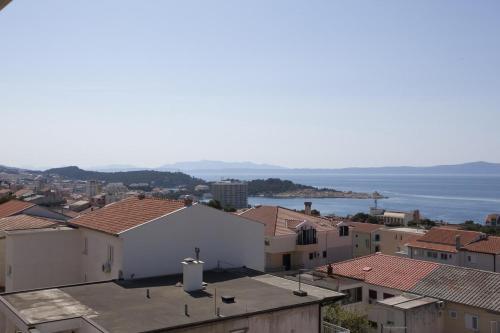Apartments With A Parking Space Makarska - 16161