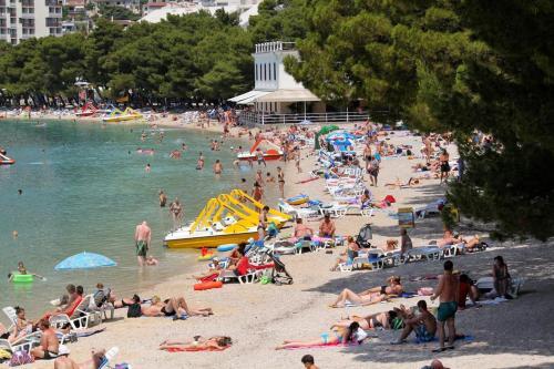 Apartments With A Parking Space Makarska - 16415