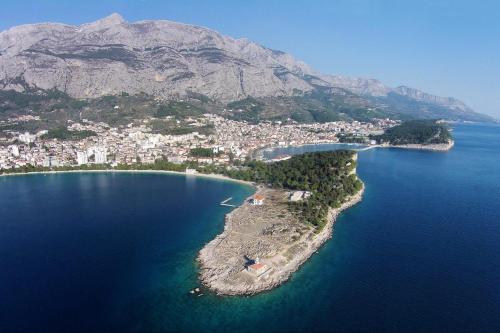 Apartment Makarska 6765a