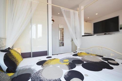Apartments By The Sea Zadar - 15534