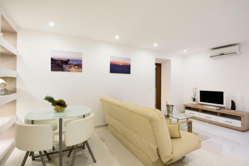 Holiday Home Apartments Bellamare