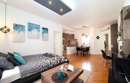 Corner Apartment