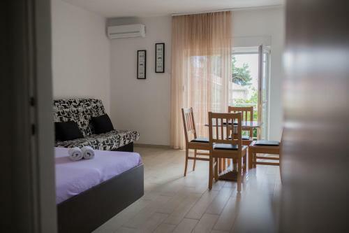Bevanda Apartments