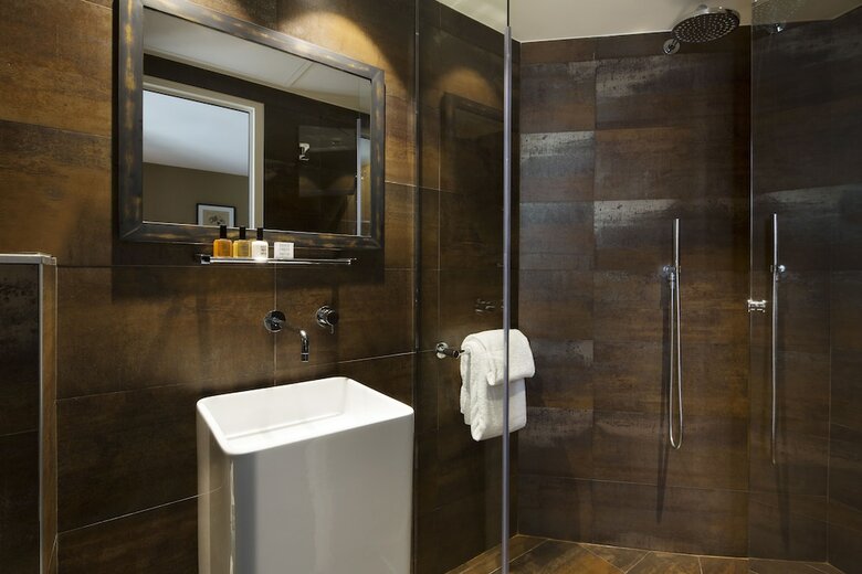 Chat Noir Design Hotel