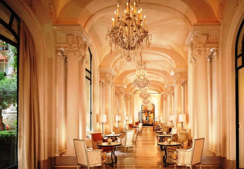 Hotel Plaza Athenee