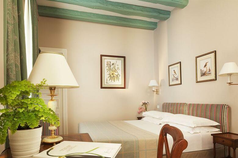 Hotel Relais Saint Honor�