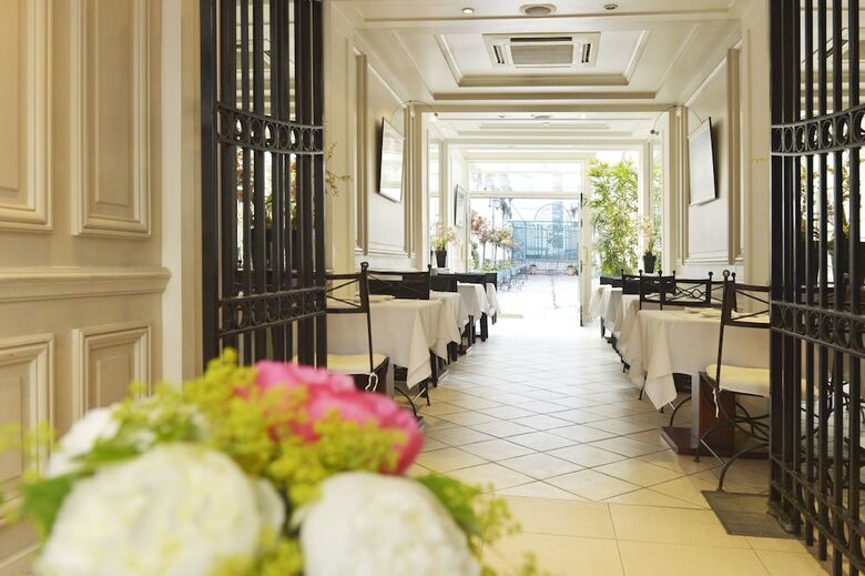 Hotel Unic Renoir Saint-germain