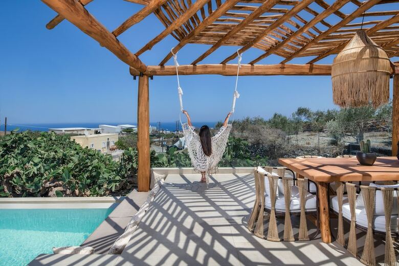 Ayama Hideaway Villa By Calm Collection