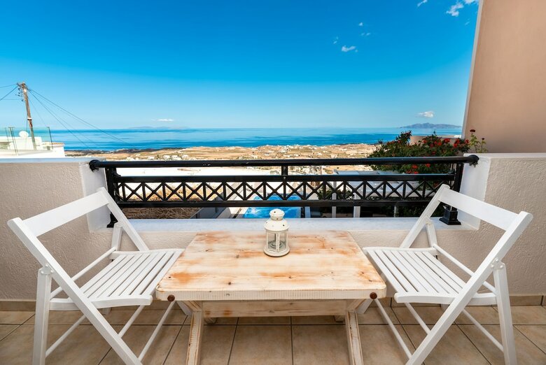 Villa By Hotel Thira