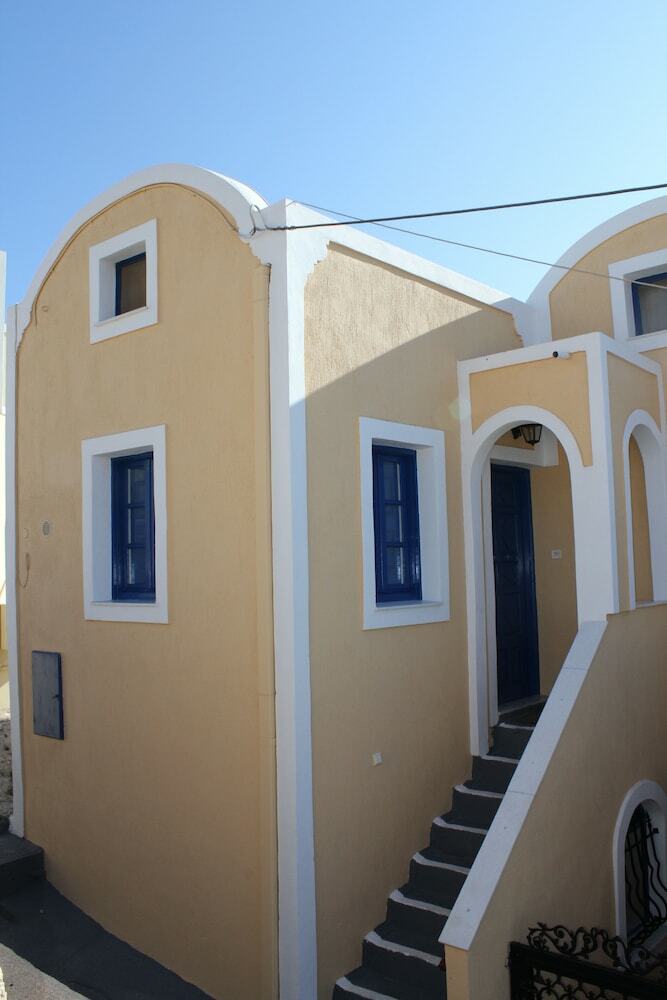 Villa By Hotel Thira