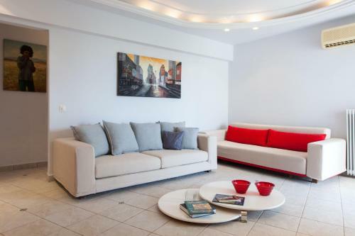 Stunning 1 Bdrm Apartment In Glyfada -sea View