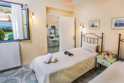 Kyra Chrysikou Villa Sleeps 6 Air Con Wifi