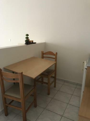Chc Amazones Apartment - Hotel - Melanippi