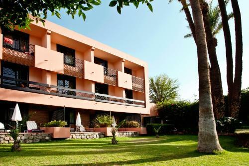Hotel Chems