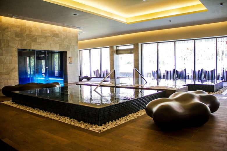 Hotel Barcelo Maya Colonial