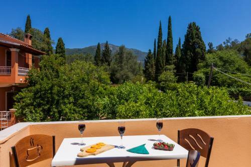 Agroturismo Georgia's Corfu Apartment