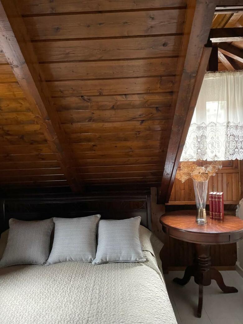 Hostal Porfyra Luxury Guesthouse