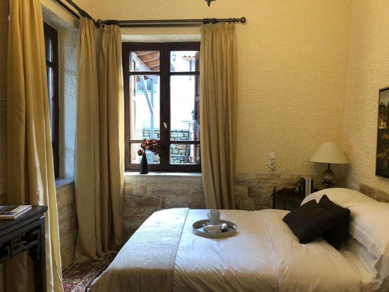 Hostal Porfyra Luxury Guesthouse