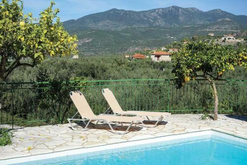 Kardamyli Villa Sleeps 2 Air Con Wifi