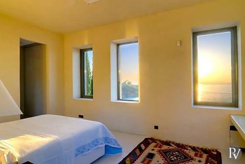 Kardamyli Villa Sleeps 10 Pool Air Con