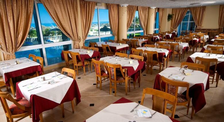 Hotel Royal Beach