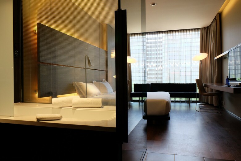 B-hotel